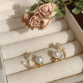 Flower Pearl Earring (White)