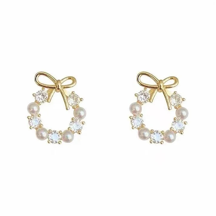 Bow Pearl Earring (White)